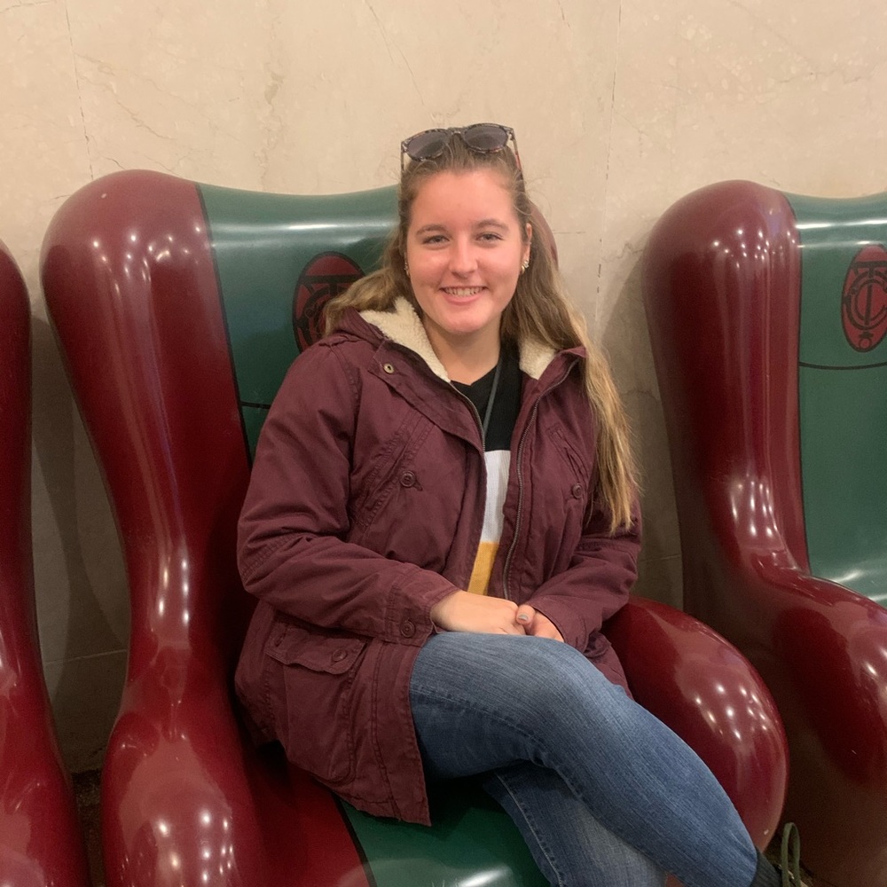 Meet your Posher, Joelle